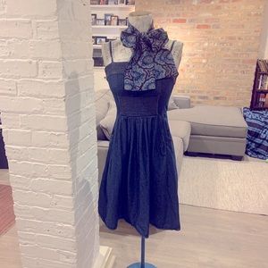 Adorable denim dress, perfect for spring!
